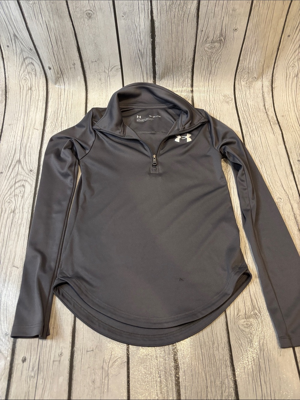 Under Armour gray  1/4 Zip Athletic Pullover size youth small